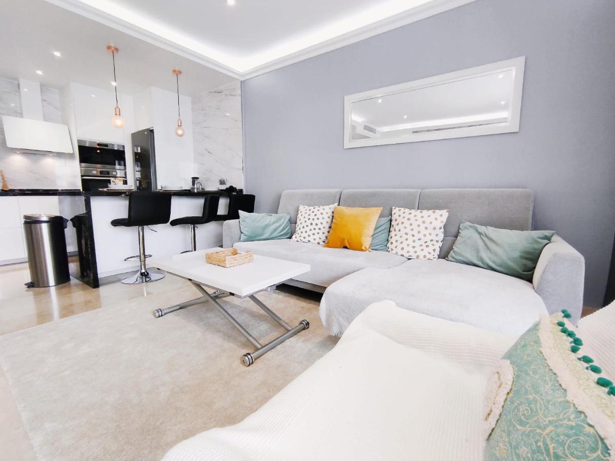 Magnifique Appartement A 5 Min A Pied De La Plage Benalmádena Kültér fotó